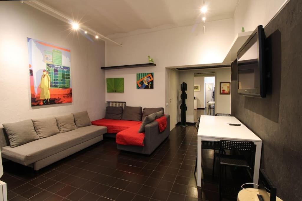 Lovely 2 Bedroom Apartment-6 Pax By Yourhost ローマ エクステリア 写真